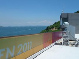 華瑞通科技制高點(diǎn)高清視頻監(jiān)控系統(tǒng),完成全天候大區(qū)域的目標(biāo)監(jiān)視、搜索和跟蹤