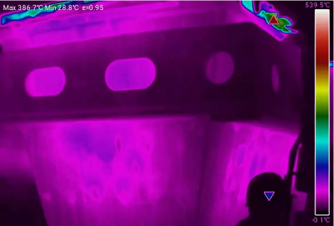 用紅外熱像儀檢測(cè)，中間包安全生產(chǎn)，不再聽天由命！