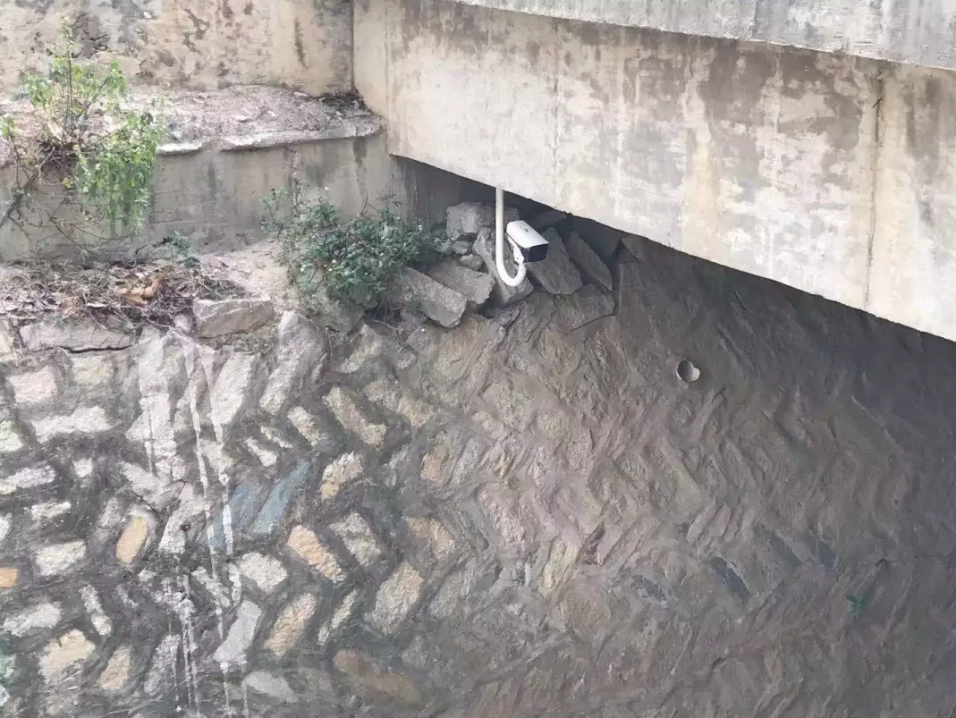 強化轄區(qū)流域環(huán)境整治，河道監(jiān)控“上崗” 24小時“緊盯”河道流域環(huán)境